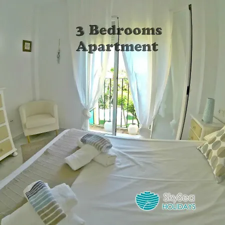 Sky Sea Holidays Puerto Banus Apartment *